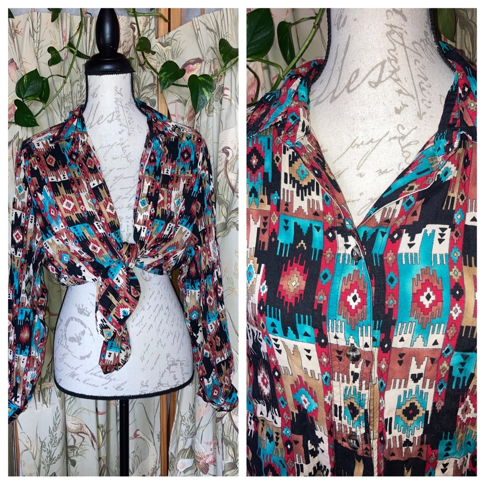 Liz Claiborne Southwest Native American Style Print Button Down Longsleeve Top
